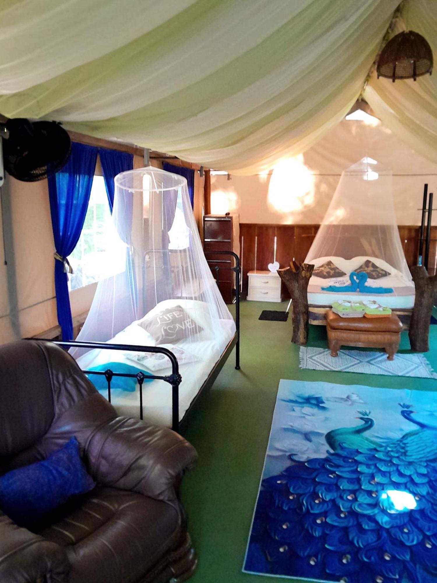 Fully Furnished Family Jungle Tent, Latino Glamping Paquera Hotel Bagian luar foto