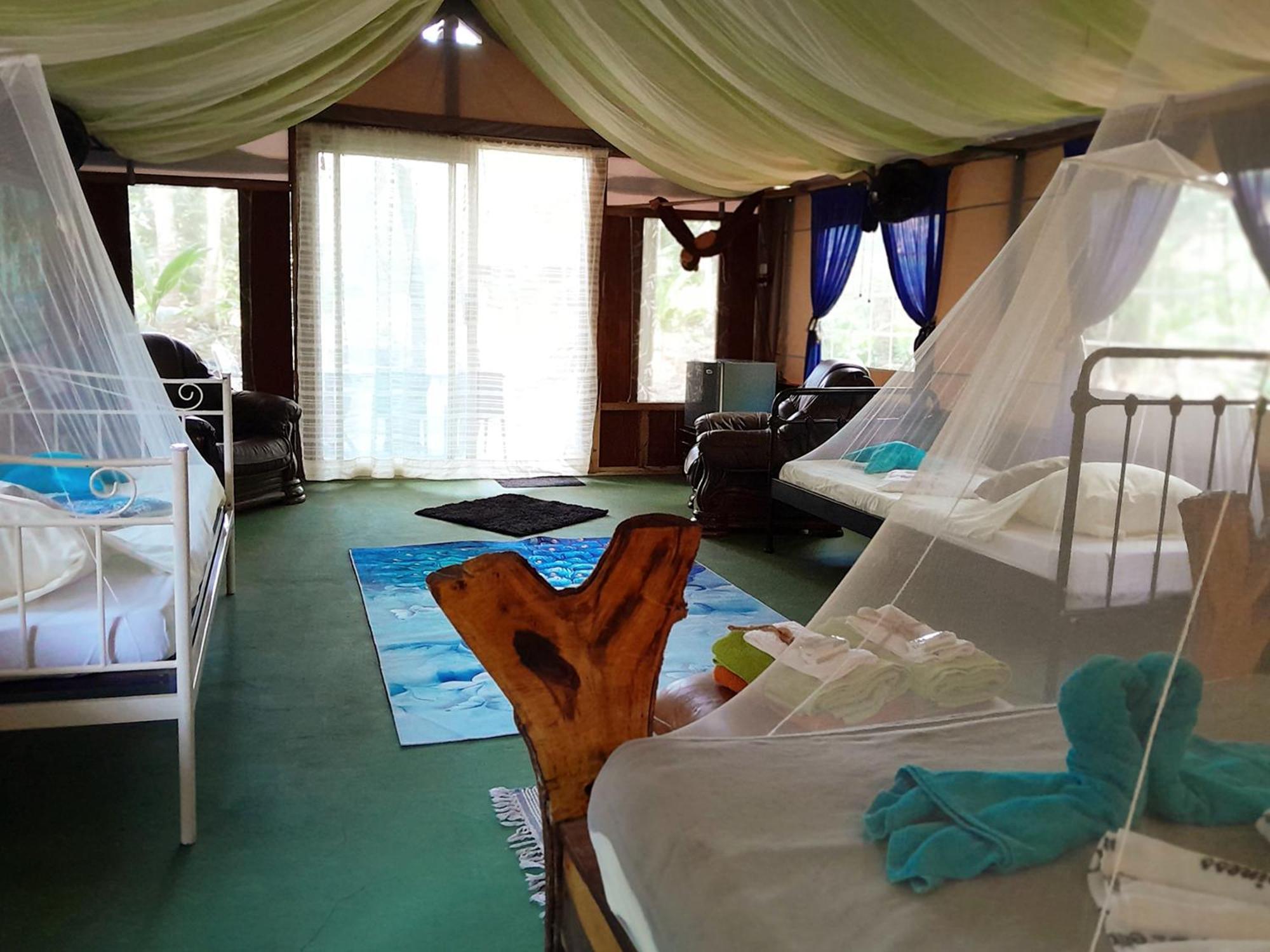 Fully Furnished Family Jungle Tent, Latino Glamping Paquera Bagian luar foto