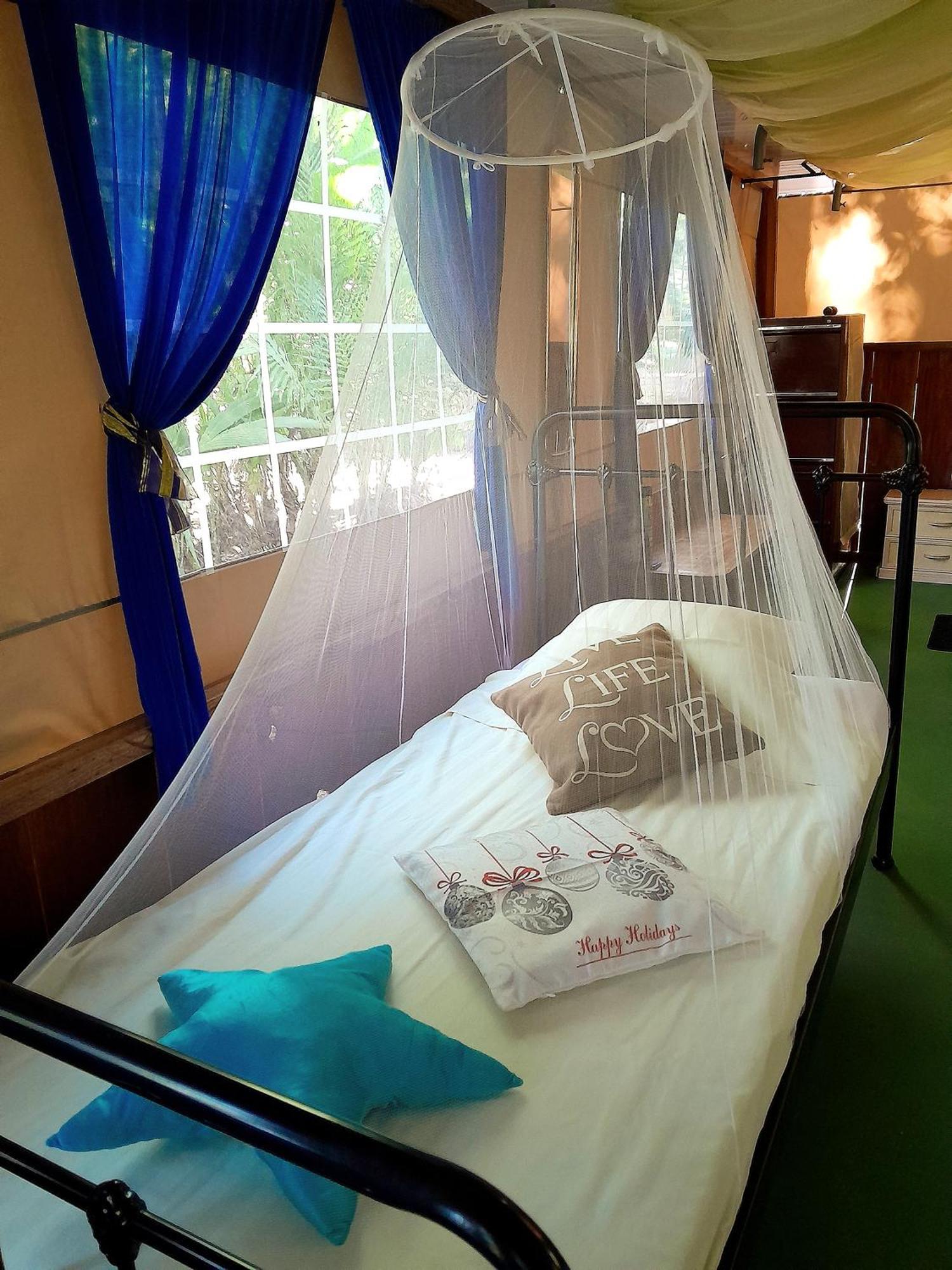 Fully Furnished Family Jungle Tent, Latino Glamping Paquera Bagian luar foto